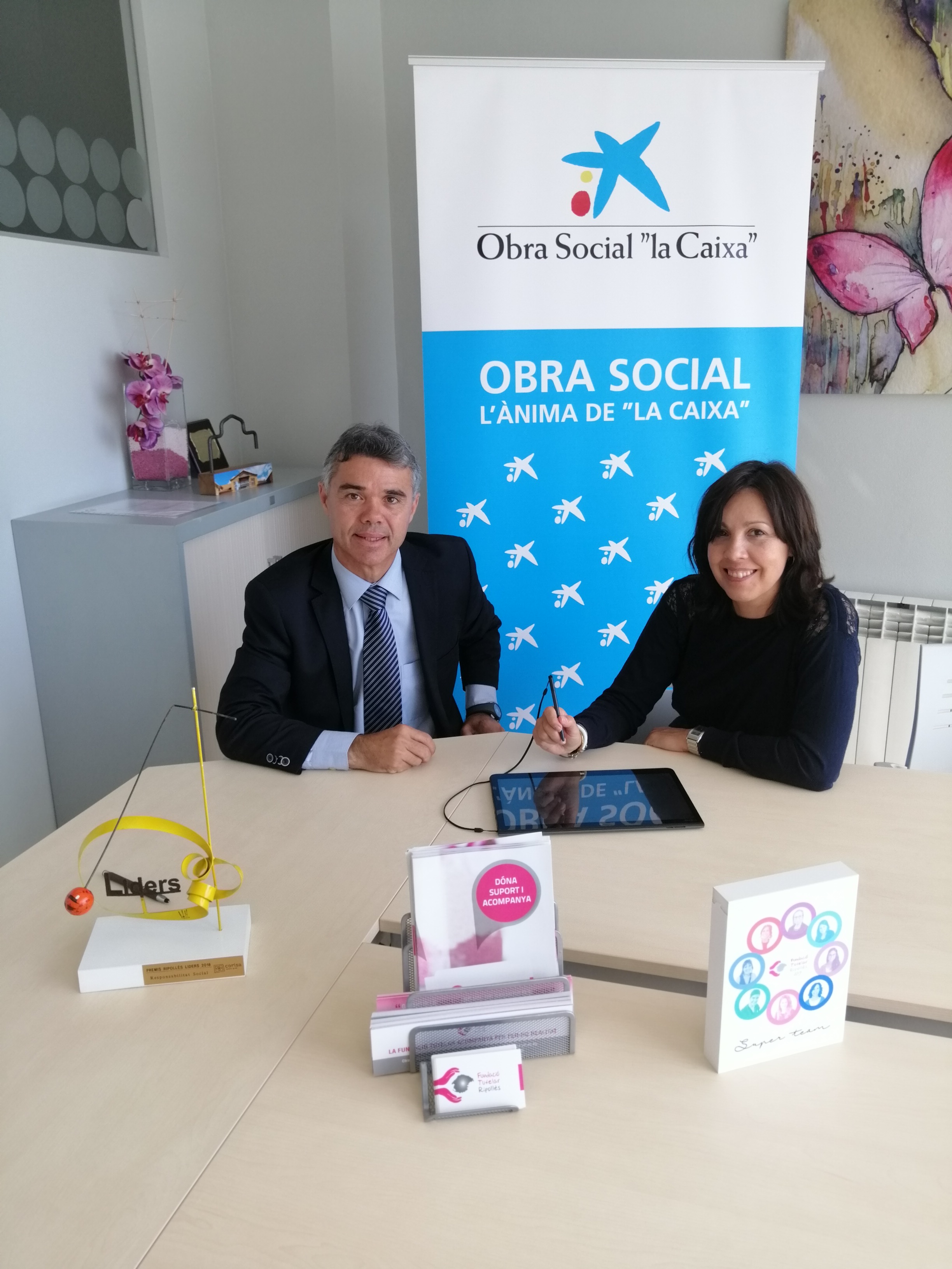 L’OBRA SOCIAL “LA CAIXA” I LA FUNDACIÓ TUTELAR DEL RIPOLLÈS HAN SIGNAT UN NOU CONVENI